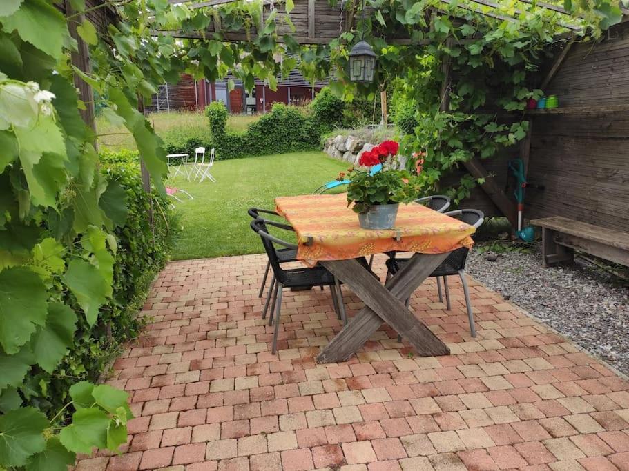 La Tulipe **** Bed and Breakfast Savines Exteriör bild